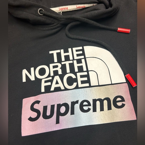 supreme hoodie poshmark